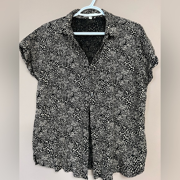 ‼️2 FOR $20‼️ Garcia patterned button down shirt - Picture 2 of 4